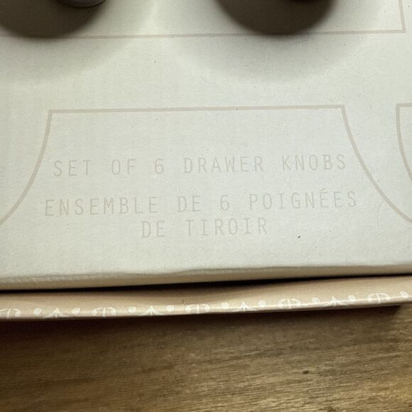 Cynthia Rowley New York Set Of 6 Drawer Cabinet Knobs Pull Gray Silver Ceramic - Picture 3 of 8